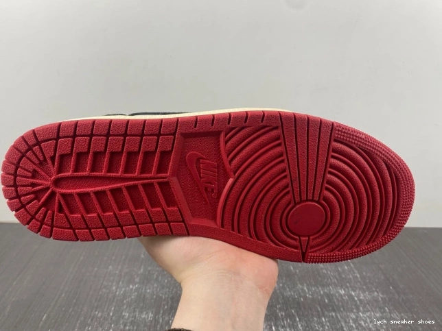 Reps LUCY Room Away Trophy Jordan 1 x OG Low Air FN0432-100 0702